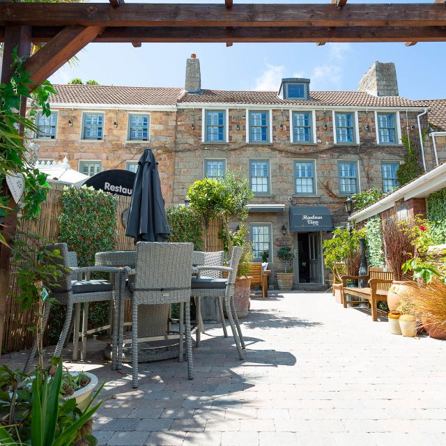 Luxury self catering jersey hot sale